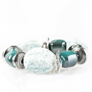 The perfect Blue Beaded Bracelet